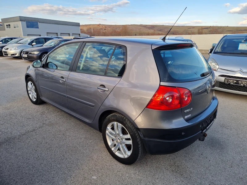 VW Golf 1.9 TDI , снимка 5 - Автомобили и джипове - 48921477