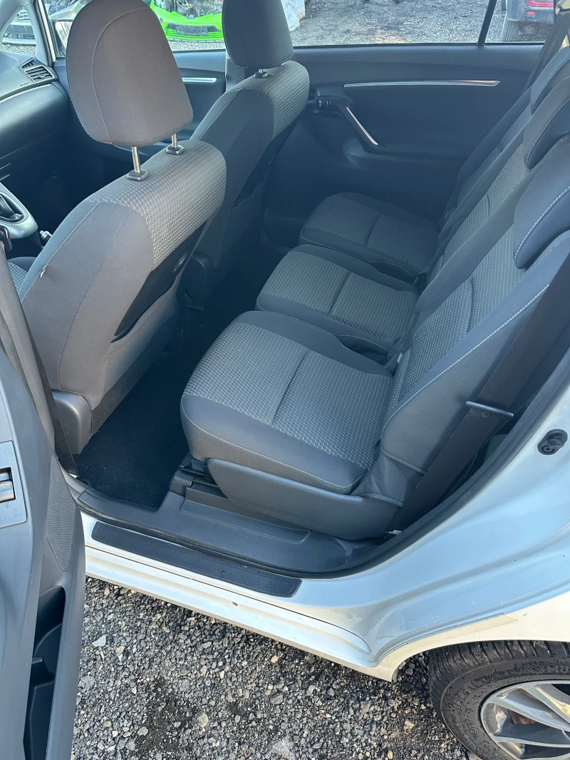 Toyota Verso 1.6 d4d 112 кс, снимка 9 - Автомобили и джипове - 52981467