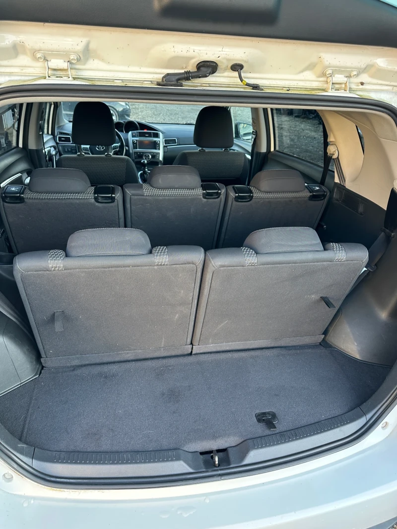 Toyota Verso 1.6 d4d 112 кс, снимка 10 - Автомобили и джипове - 52981467