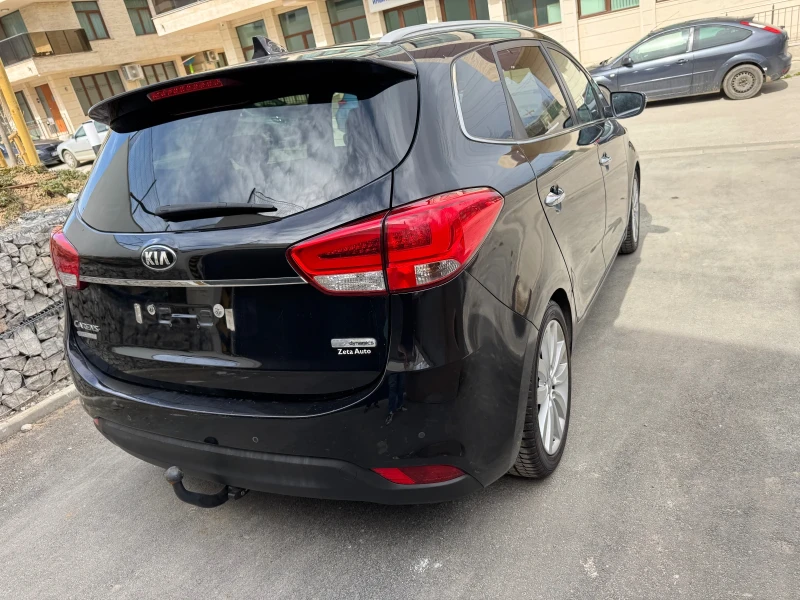 Kia Carens FULL* LED* КОЖА* КАМЕРА* NAVI* 6+ 1м* ПАНОРАМА, снимка 11 - Автомобили и джипове - 49506867