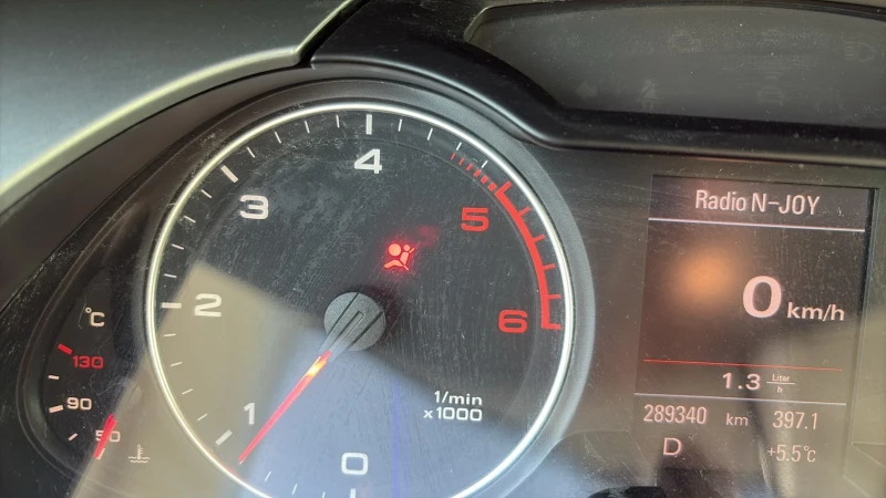 Audi A4, снимка 8 - Автомобили и джипове - 51148364