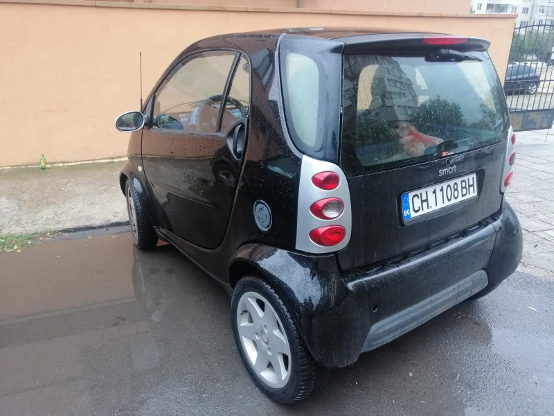 Smart Fortwo, снимка 3 - Автомобили и джипове - 52345778