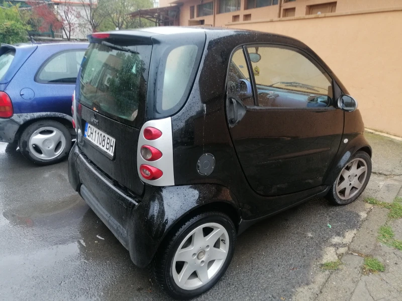Smart Fortwo, снимка 4 - Автомобили и джипове - 52345778