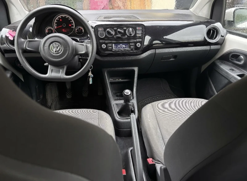 VW Up, снимка 5 - Автомобили и джипове - 52338249