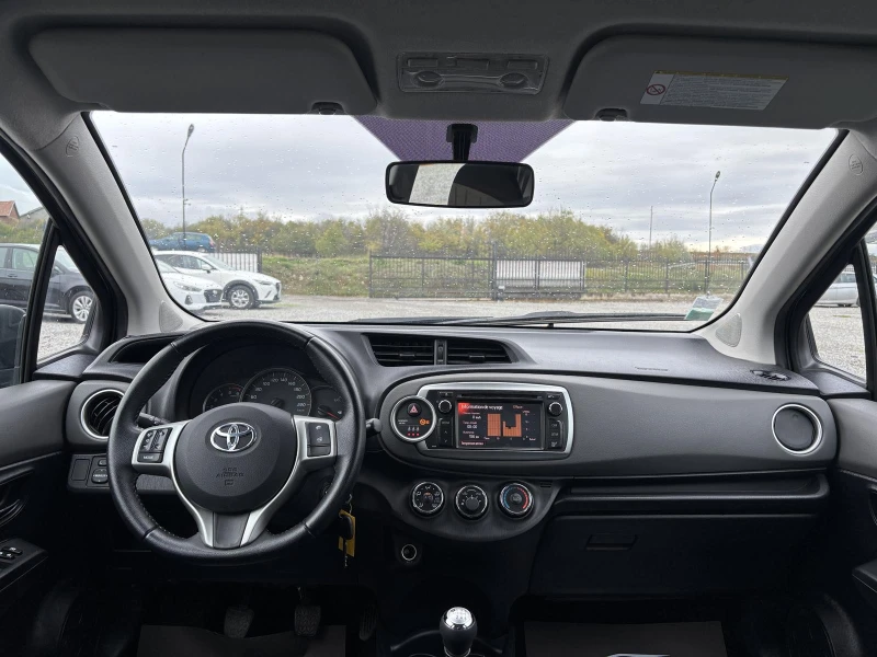 Toyota Yaris  1.4, Нов внос, снимка 12 - Автомобили и джипове - 52350436