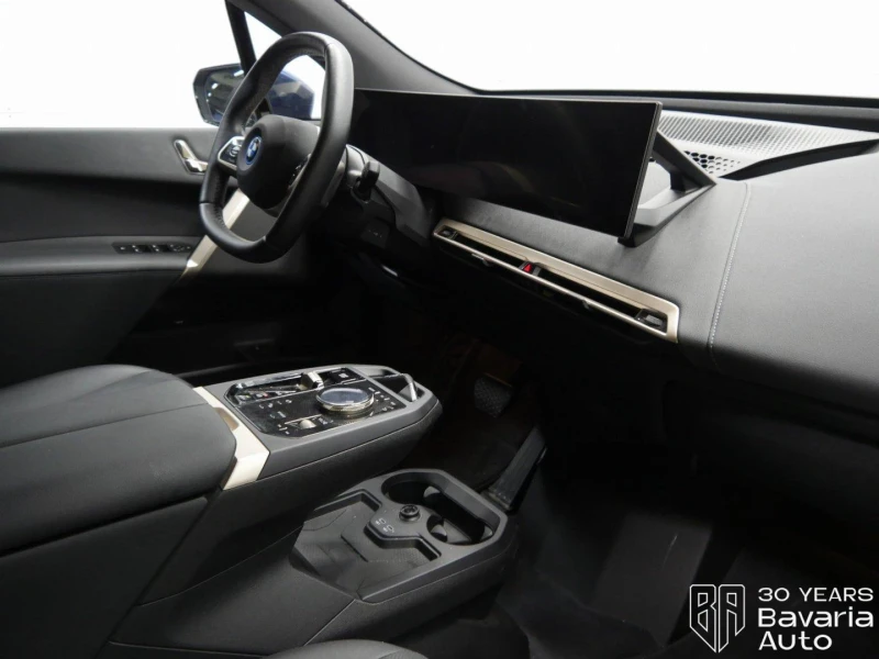 BMW iX 40 xDrive Sport, снимка 7 - Автомобили и джипове - 52834213