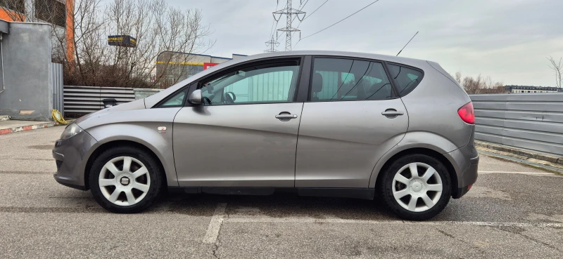 Seat Altea 2.0tdi, снимка 4 - Автомобили и джипове - 53482079