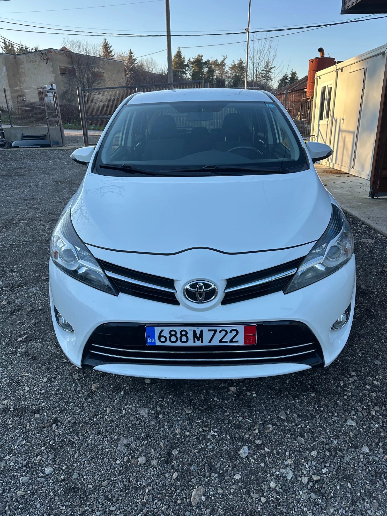 Toyota Verso 1.6 d4d 112 кс - изображение 2