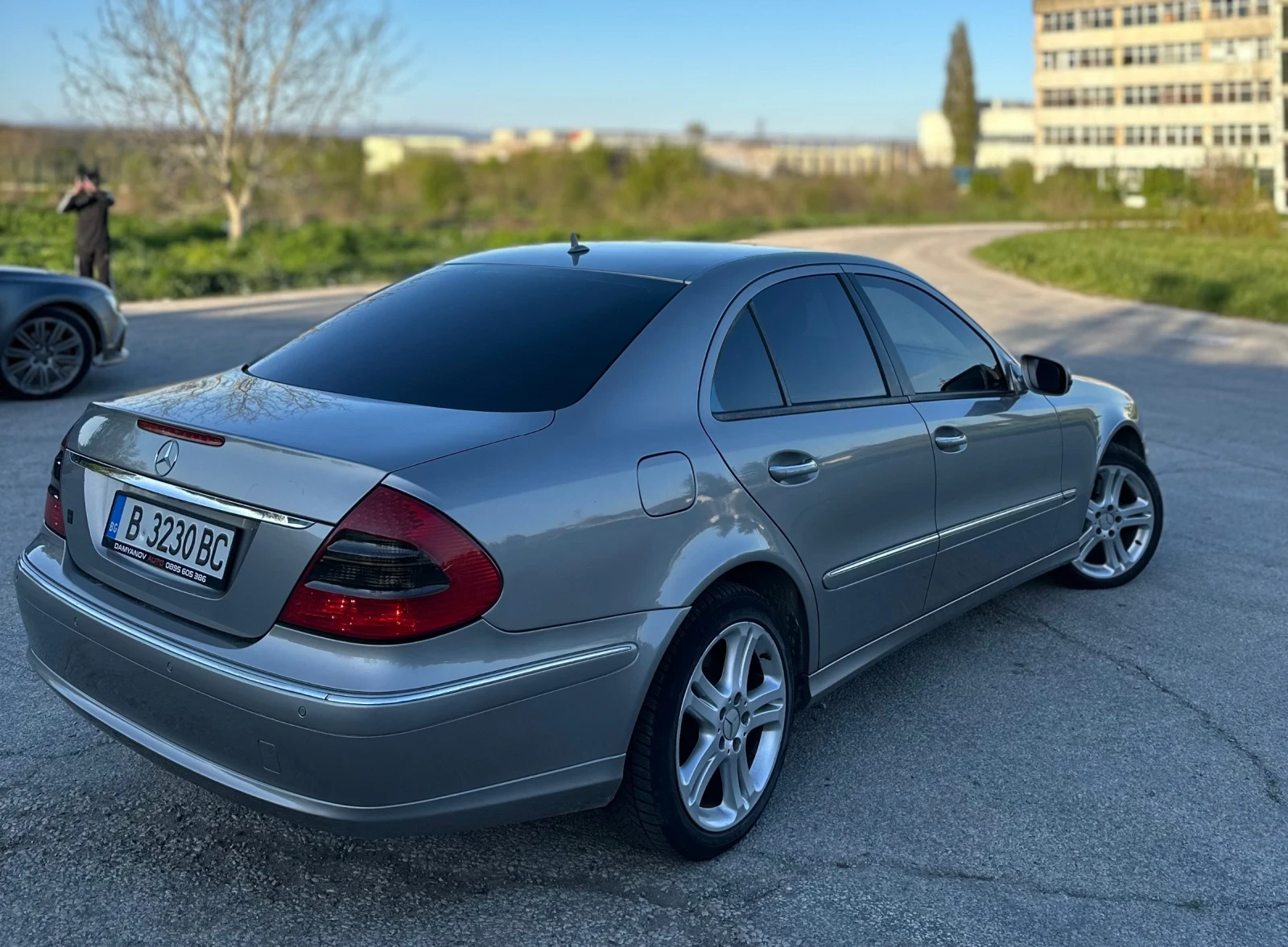 Mercedes-Benz E 320 4 MATIC AVANGARD FACE - изображение 3