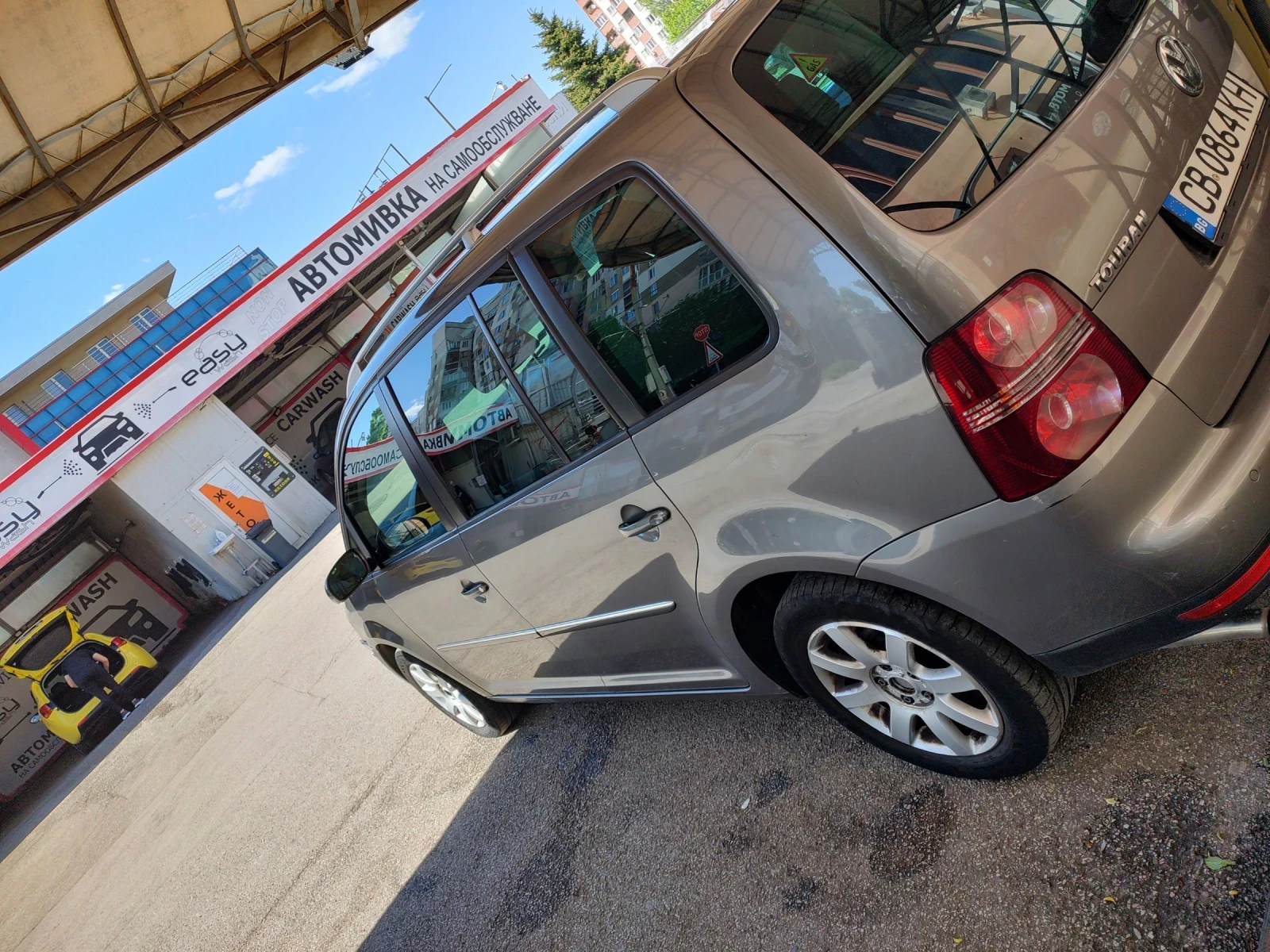 VW Touran 2.0 Eco fuel  - изображение 2