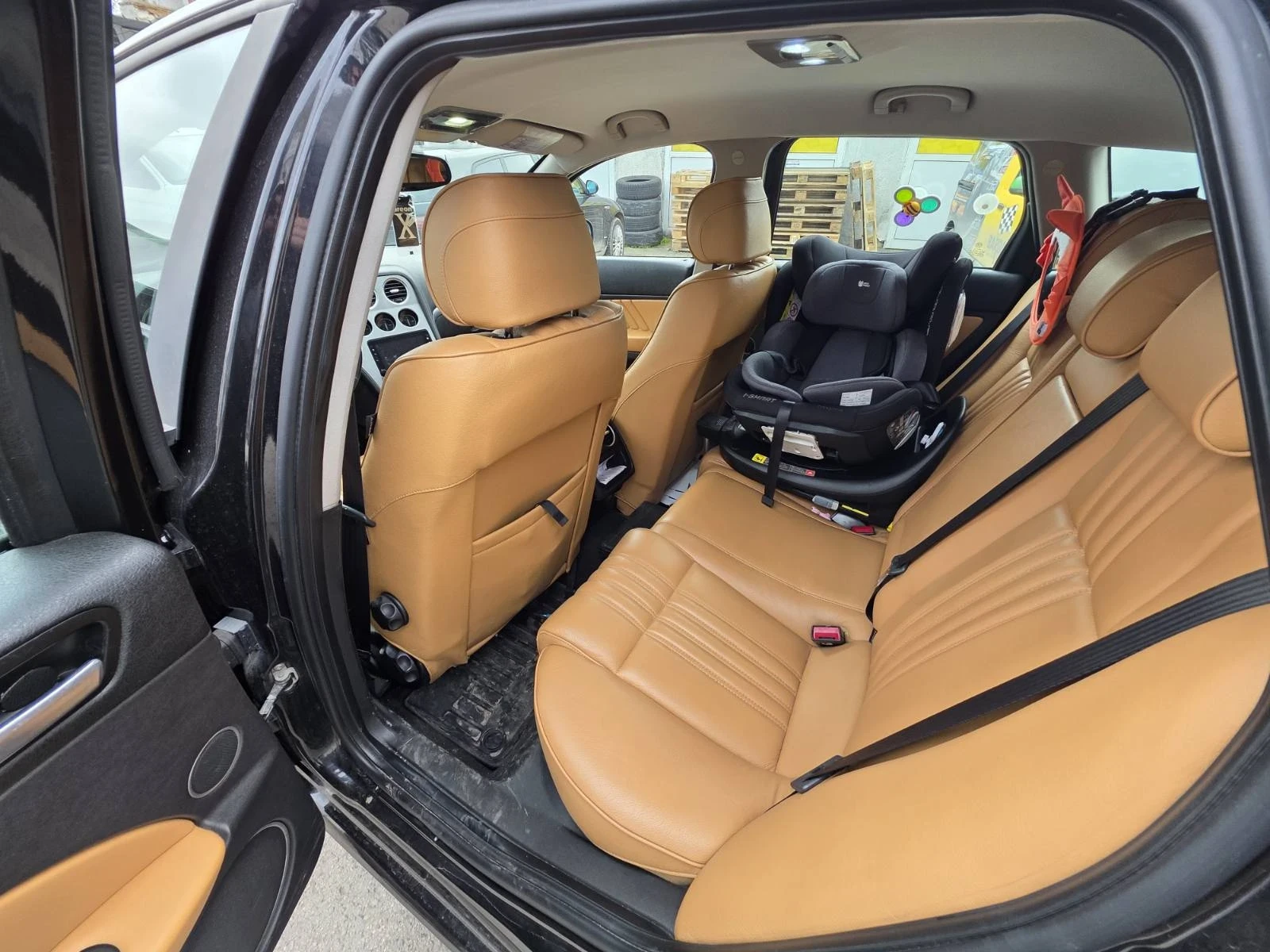 Alfa Romeo 159 sportwagon 1.9 JTD 16 v - изображение 9