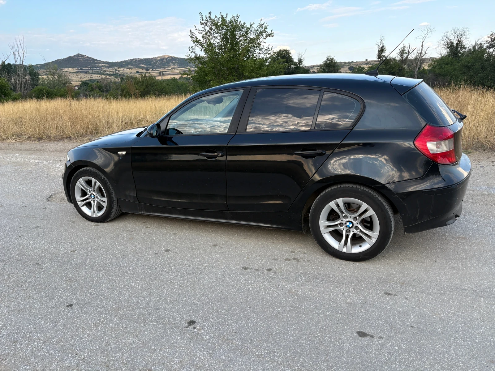 BMW 118  - изображение 8