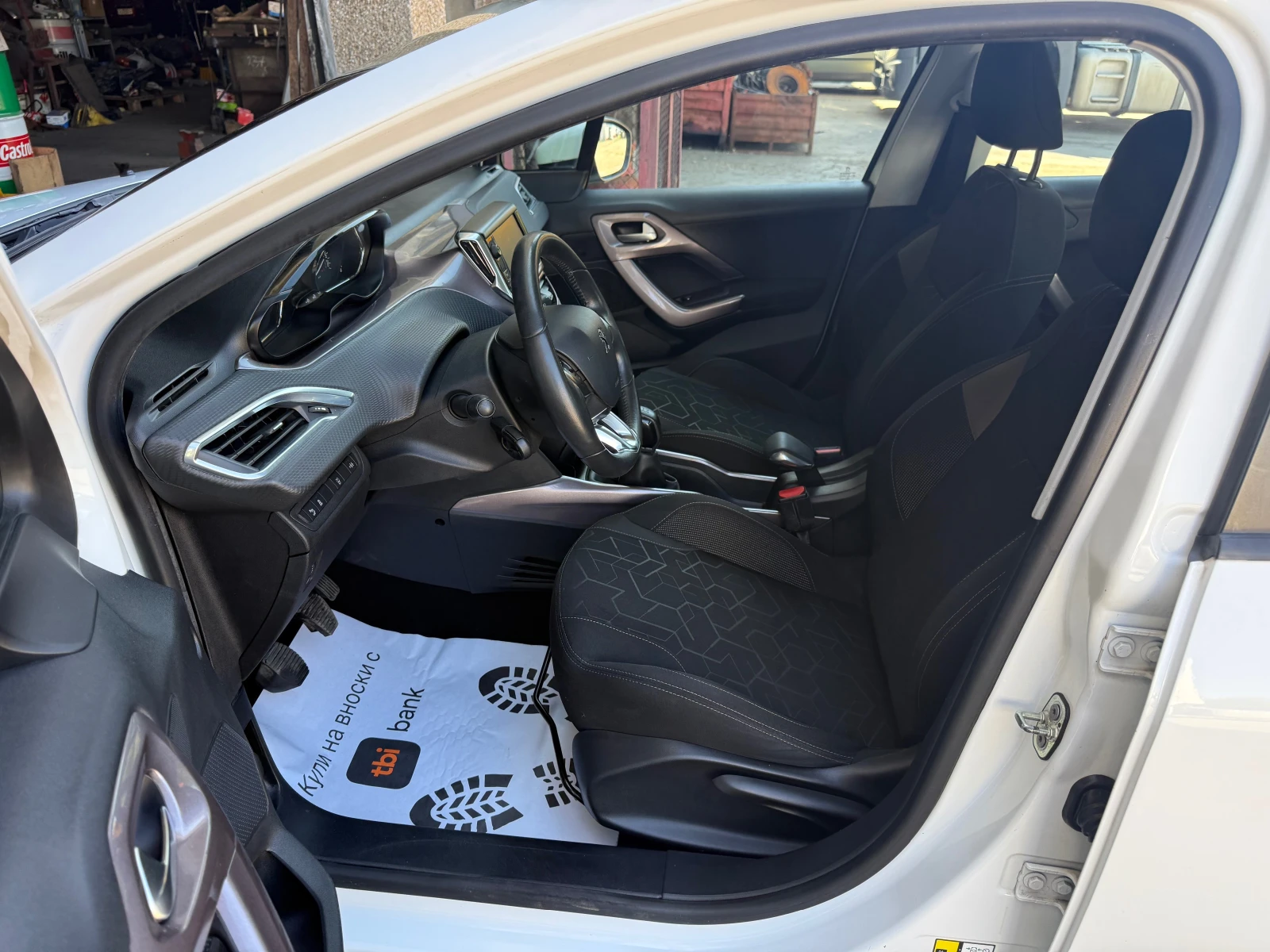 Peugeot 2008 1.4 HDI - изображение 9