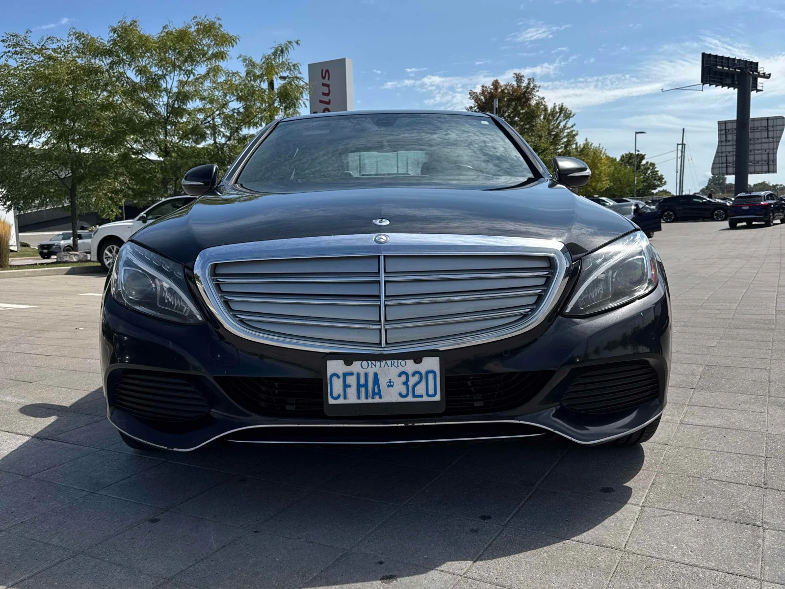Mercedes-Benz C 300 CARFAX АВТО КРЕДИТ  - изображение 4