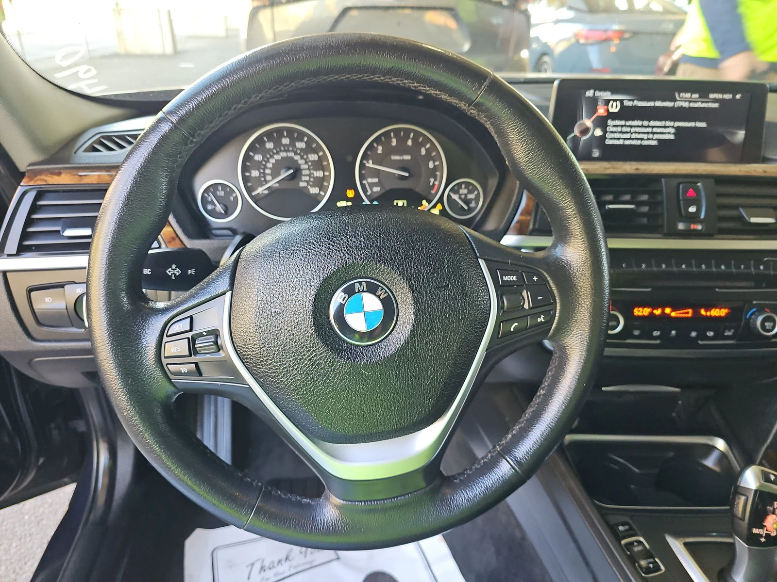 BMW 335 XDRIVE* ПОДГРЕВ* КАМЕРА* КЕЙЛЕС* LANE* ASSIST - изображение 10