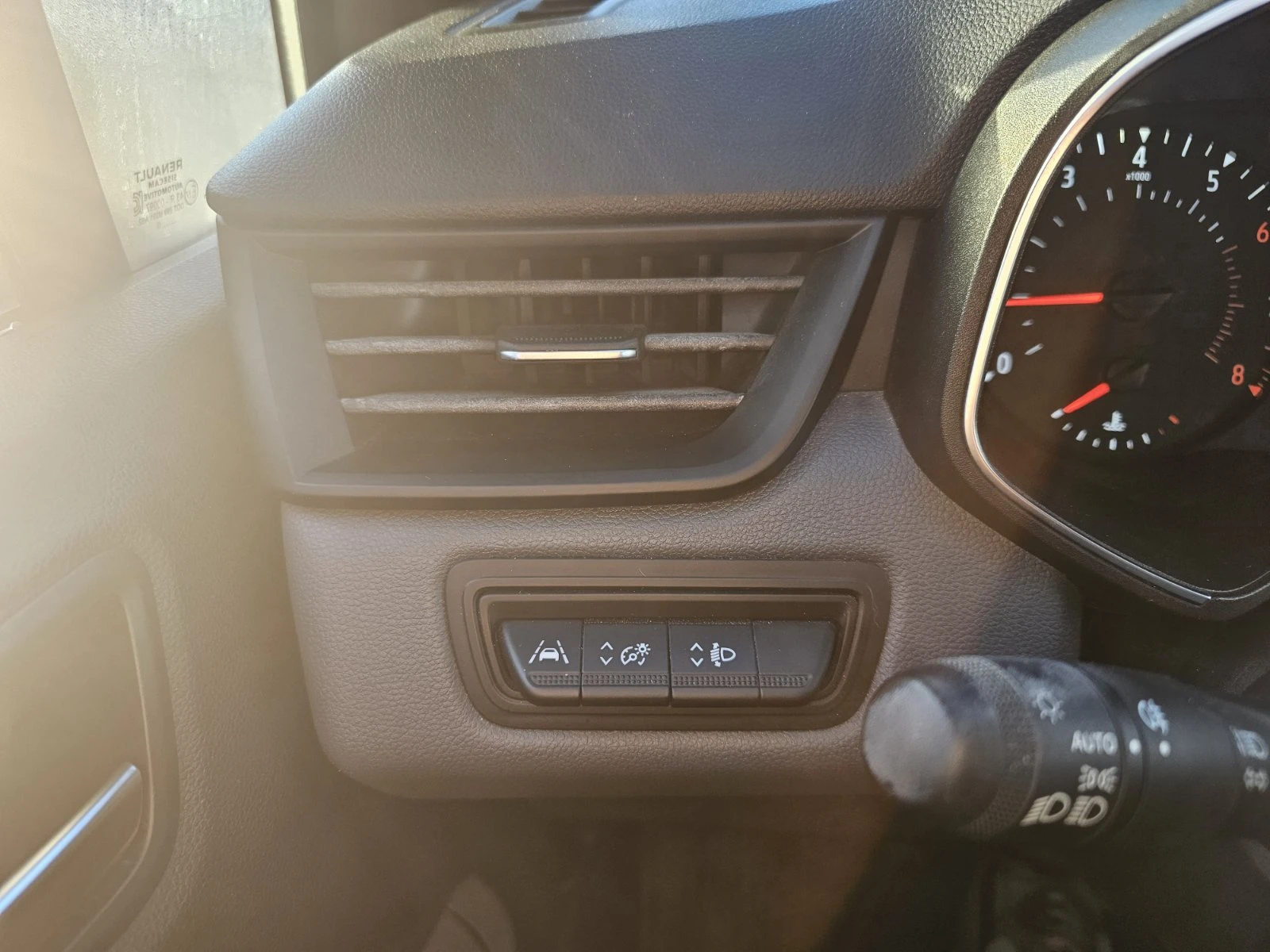 Renault Clio 1.0 TCe 75 | Mobile.bg   11