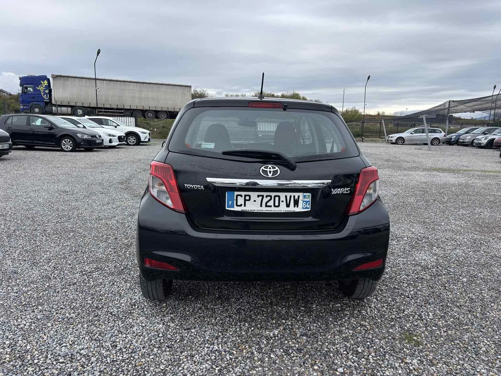 Toyota Yaris  1.4,   | Mobile.bg   6