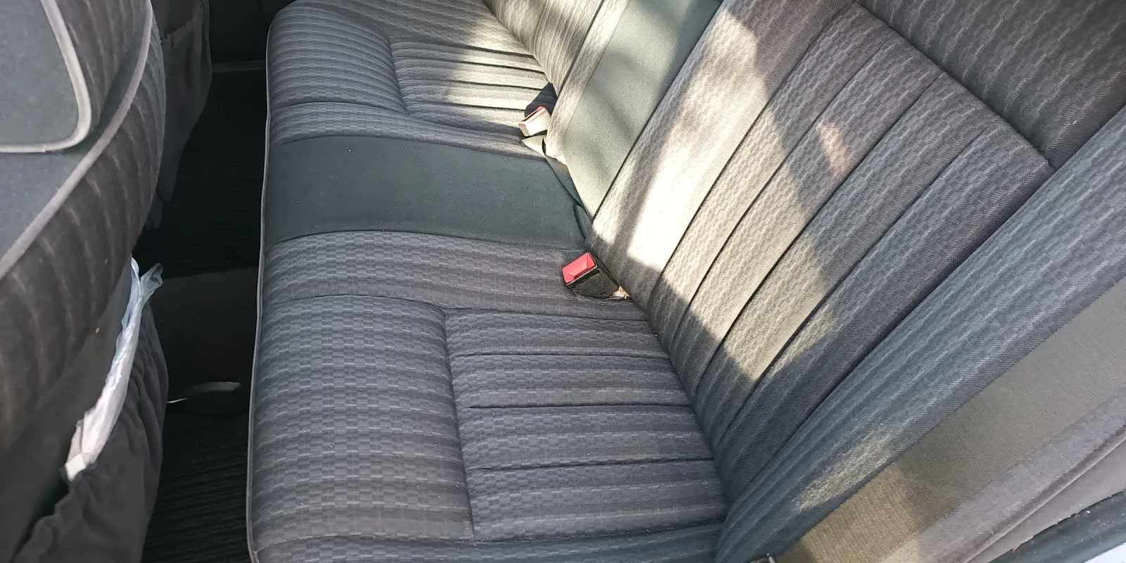 Mercedes-Benz 124 Е200 - изображение 10