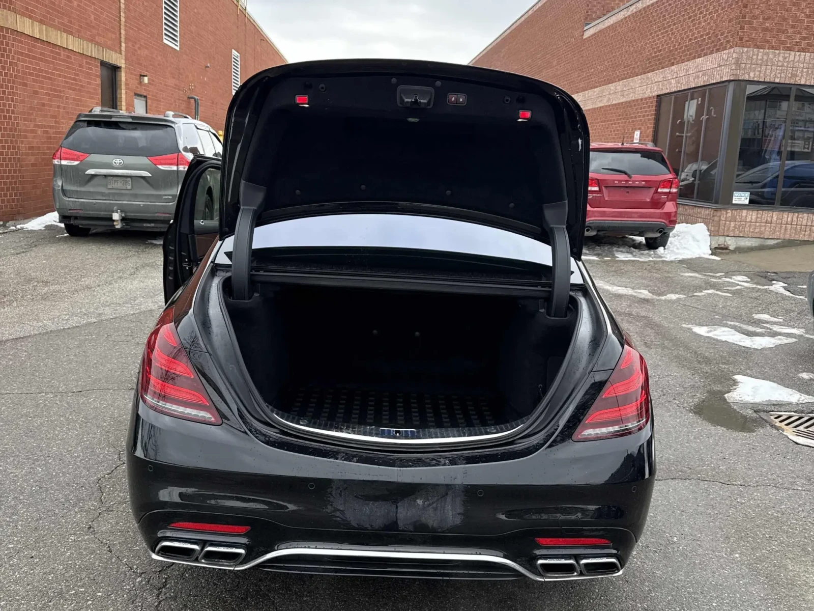 Mercedes-Benz S 63 AMG | DISTRONIC | FULL | CARFAX  - изображение 6