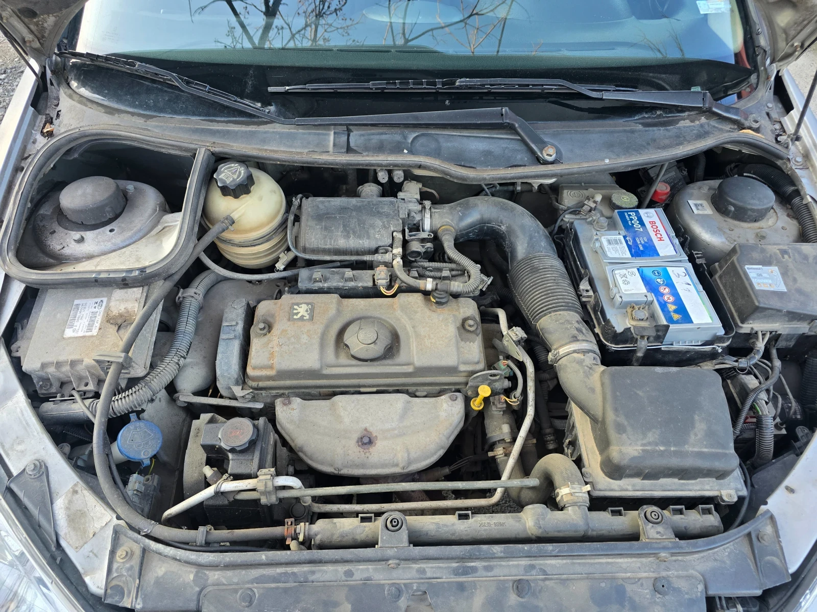 Peugeot 206 1.4i, снимка 10 - Автомобили и джипове - 53953367