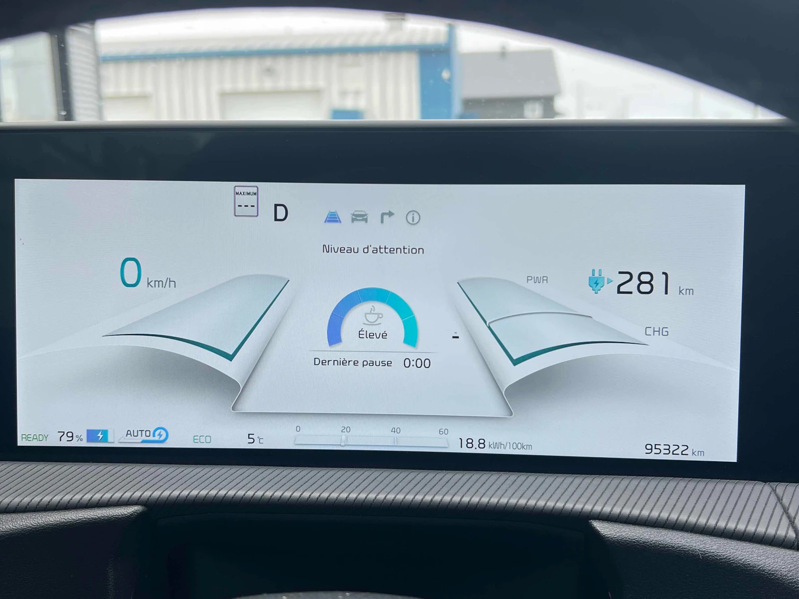 Kia EV6 AWD Long Range w/GT-Line Pkg* Pano* 360view* Обдух, снимка 9 - Автомобили и джипове - 54073191