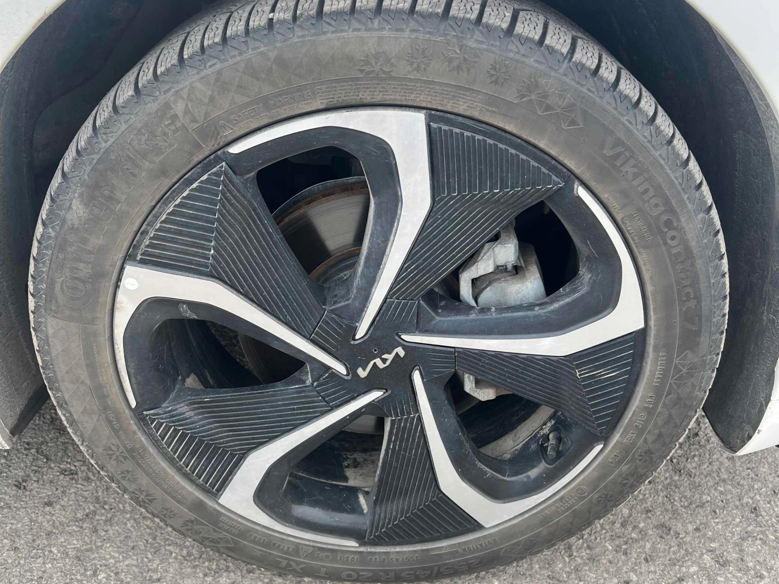 Kia EV6 AWD Long Range w/GT-Line Pkg* Pano* 360view* Обдух, снимка 6 - Автомобили и джипове - 54073191