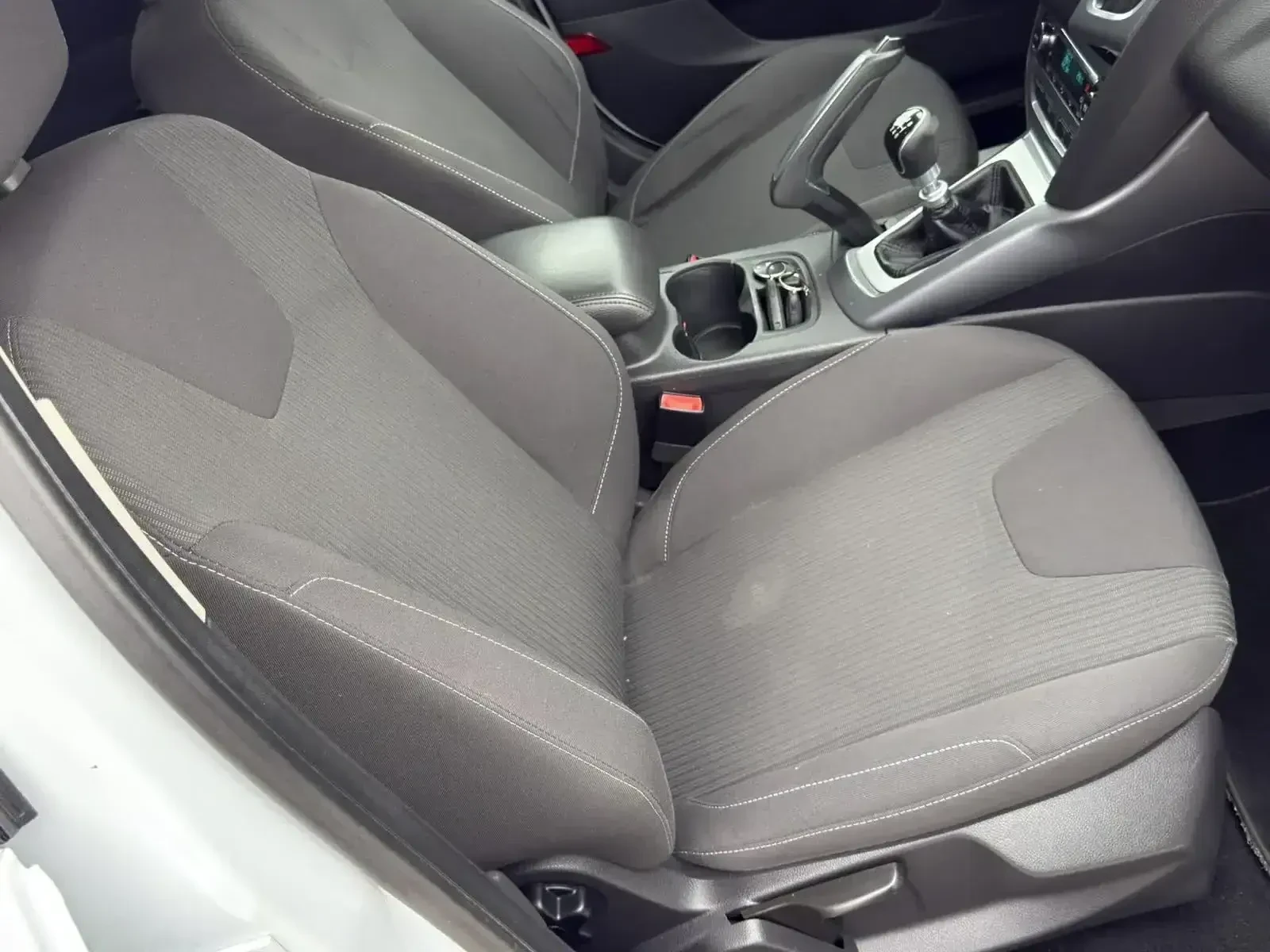 Ford Focus 1.6 TDCi Euro 5A, снимка 13 - Автомобили и джипове - 54170462