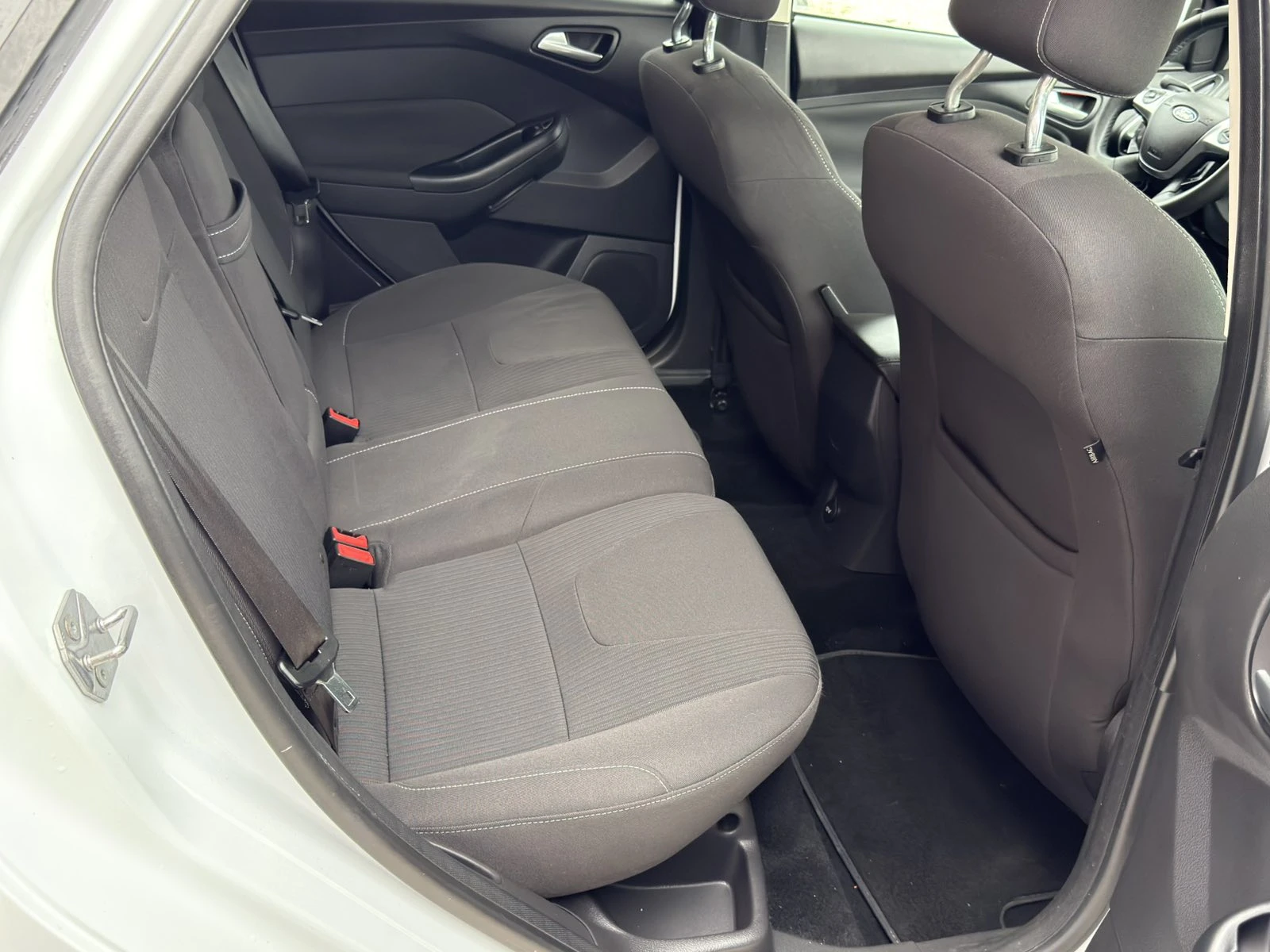 Ford Focus 1.6 TDCi Euro 5A, снимка 11 - Автомобили и джипове - 54170462