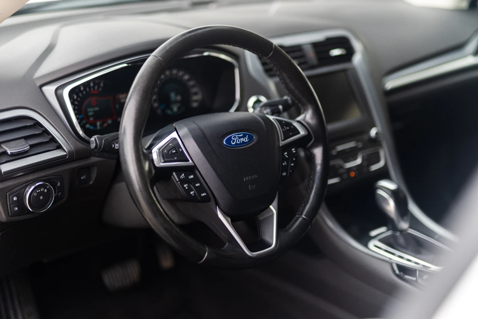 Ford Mondeo 2.0, снимка 12 - Автомобили и джипове - 54222363