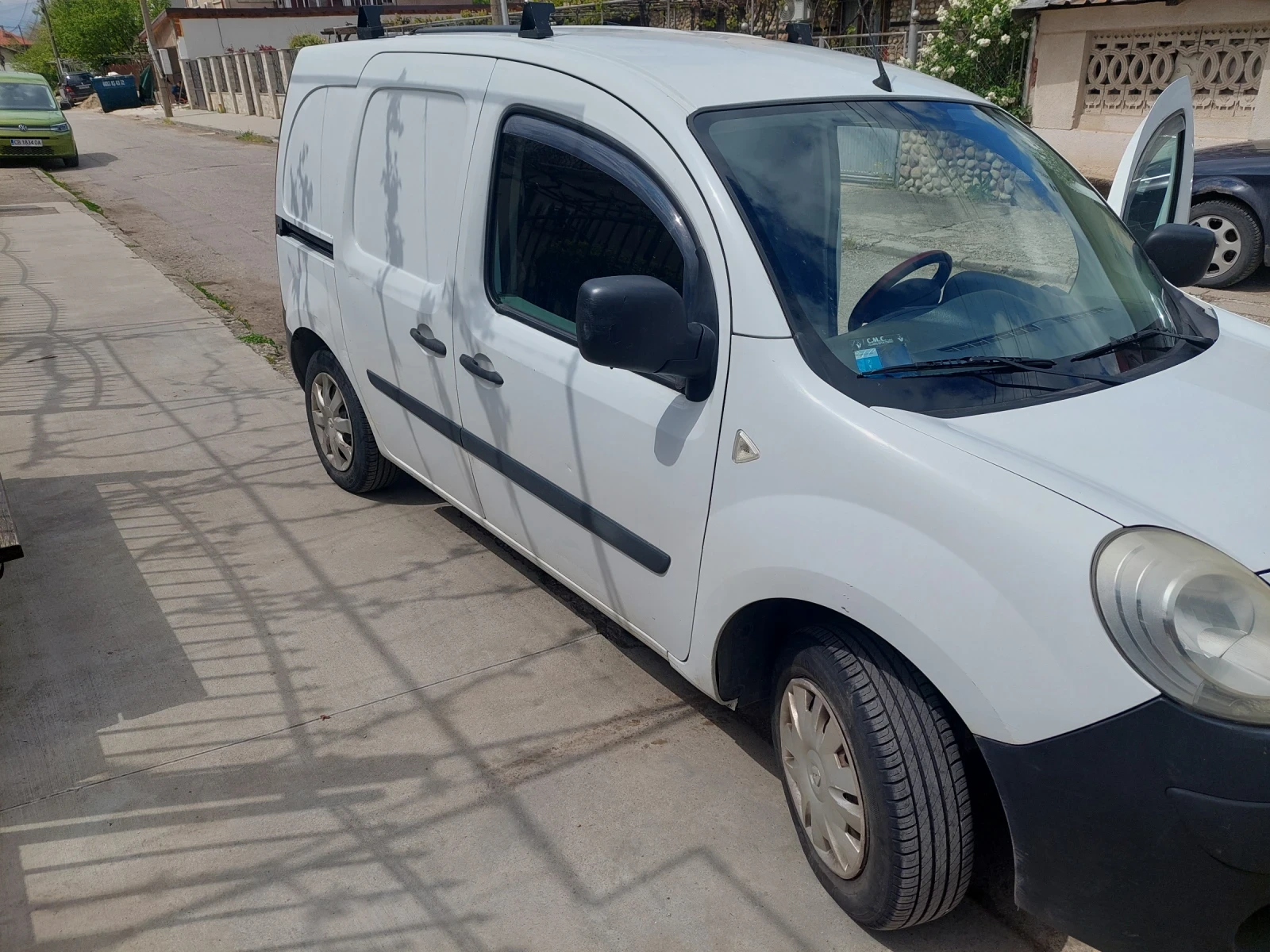 Renault Kangoo Бензин/Газ, снимка 8 - Автомобили и джипове - 54397831