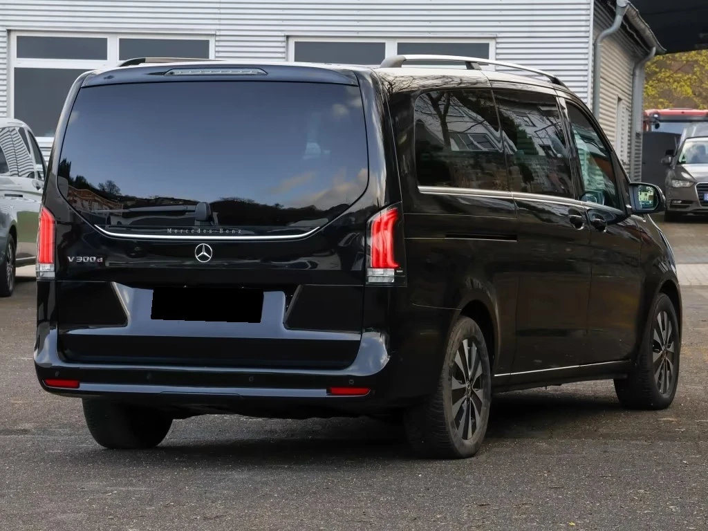 Mercedes-Benz V 300 d / 4-MATIC / AVANTGARDE / 7-МЕСТЕН / EXTRA LONG /, снимка 4 - Автомобили и джипове - 54456143