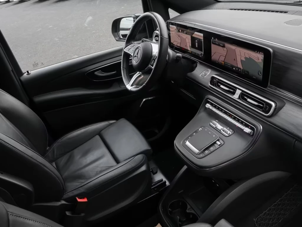 Mercedes-Benz V 300 d / 4-MATIC / AVANTGARDE / 7-МЕСТЕН / EXTRA LONG /, снимка 11 - Автомобили и джипове - 54456143
