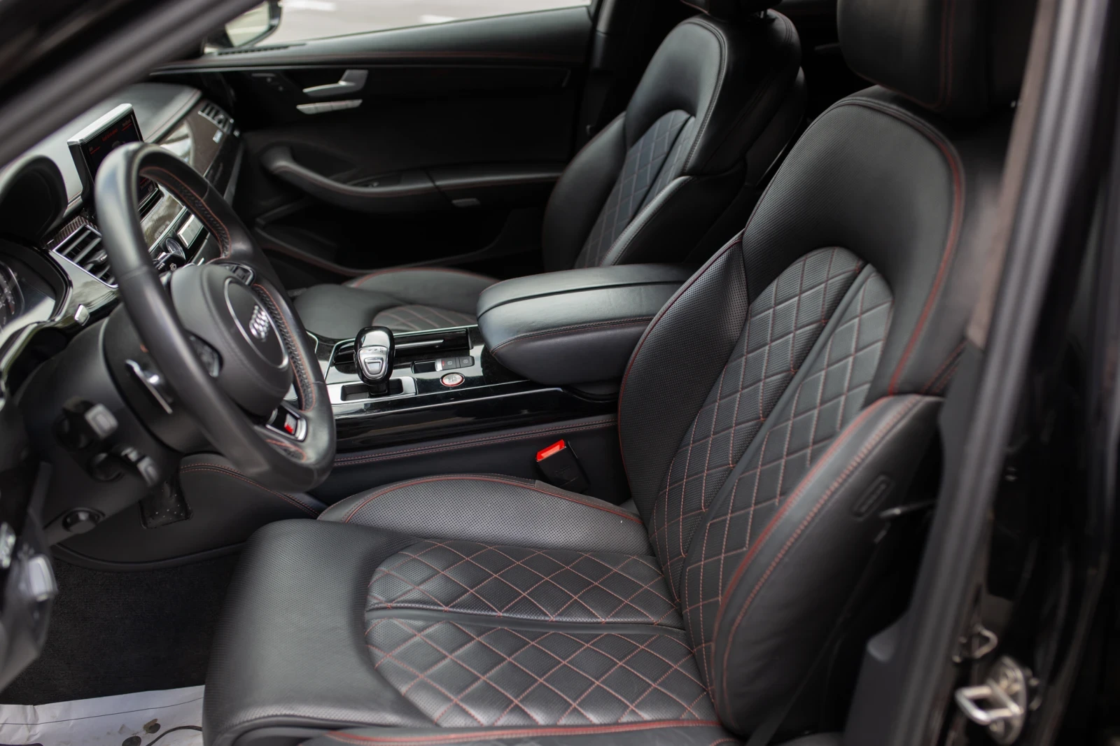 Audi S8, снимка 7 - Автомобили и джипове - 54465288