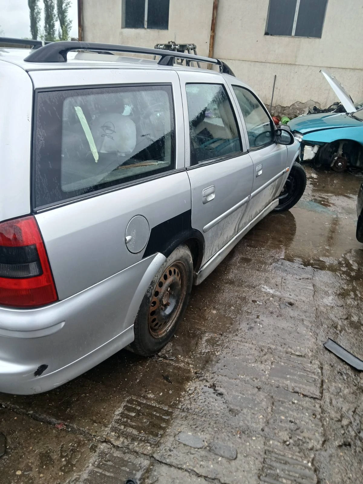 Opel Vectra B, снимка 4 - Автомобили и джипове - 54613131