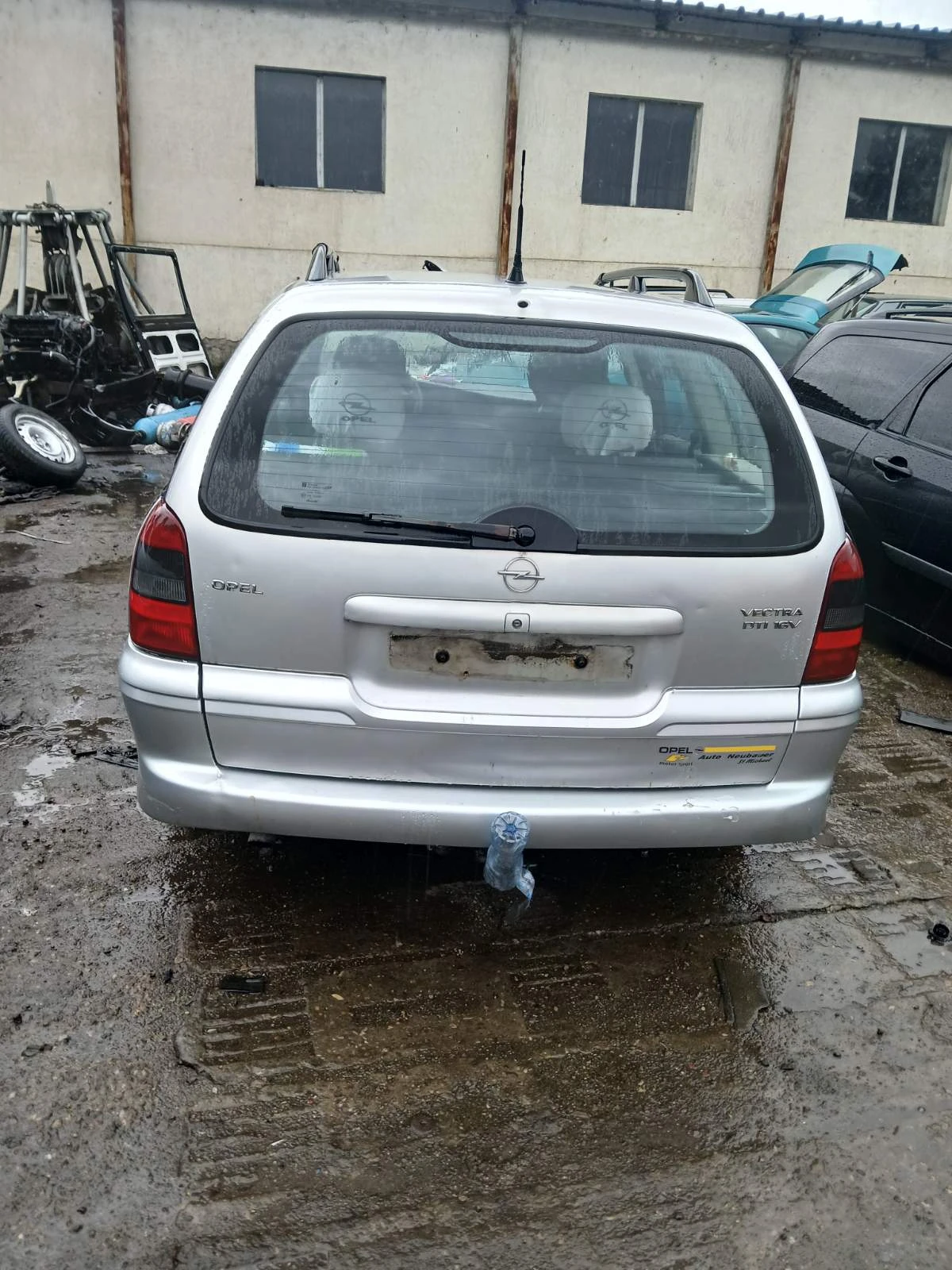 Opel Vectra B, снимка 3 - Автомобили и джипове - 54613131