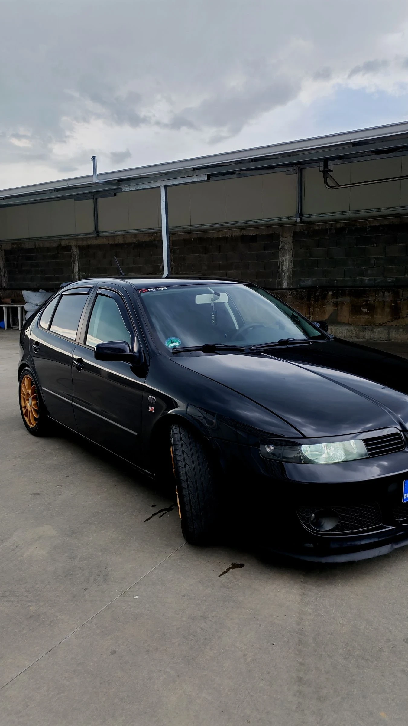 Seat Leon 1.8T 180 FR , снимка 4 - Автомобили и джипове - 54654137