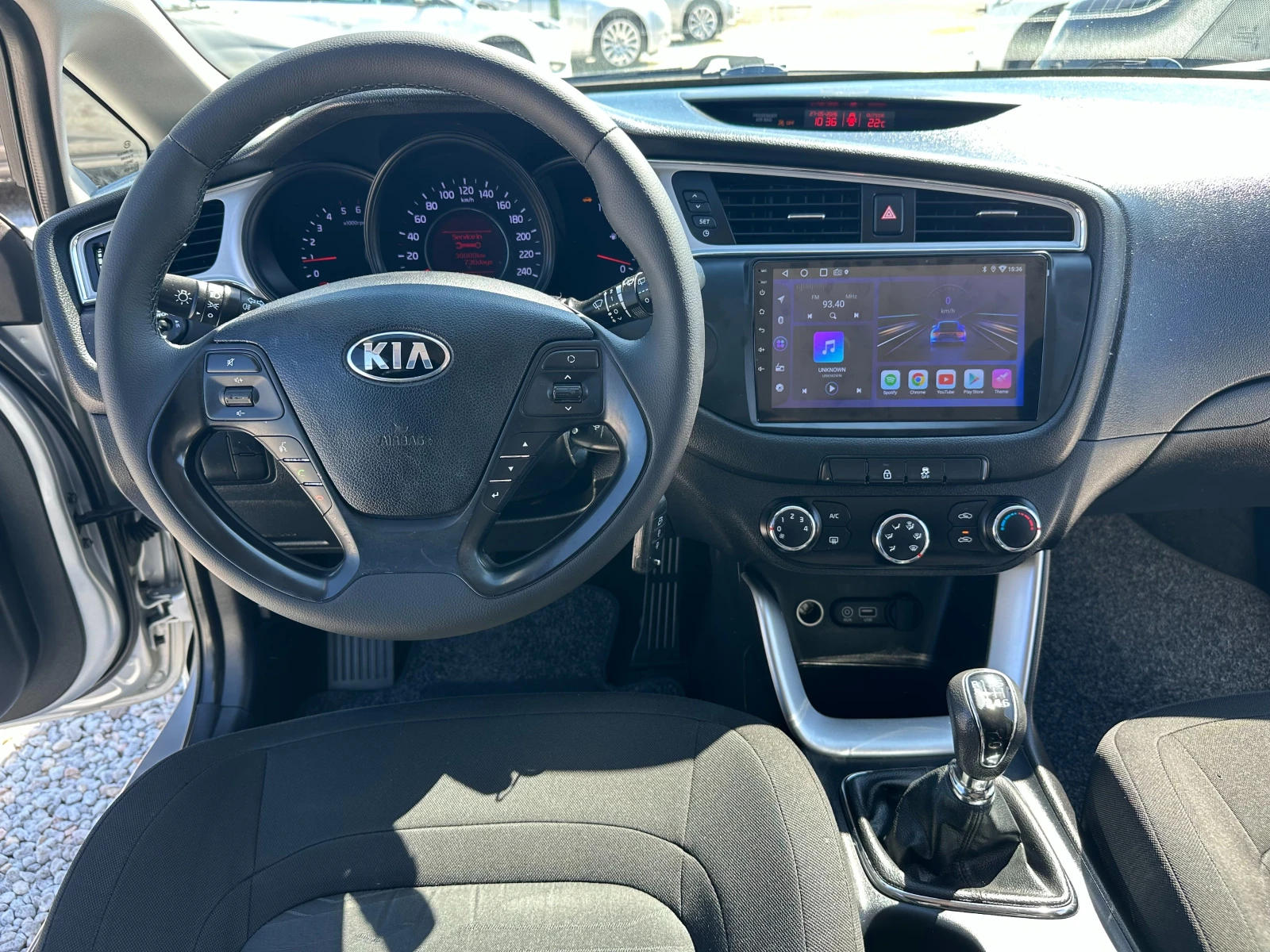 Kia Ceed 1.6CRDI* NAVI* TOP, снимка 12 - Автомобили и джипове - 54703306