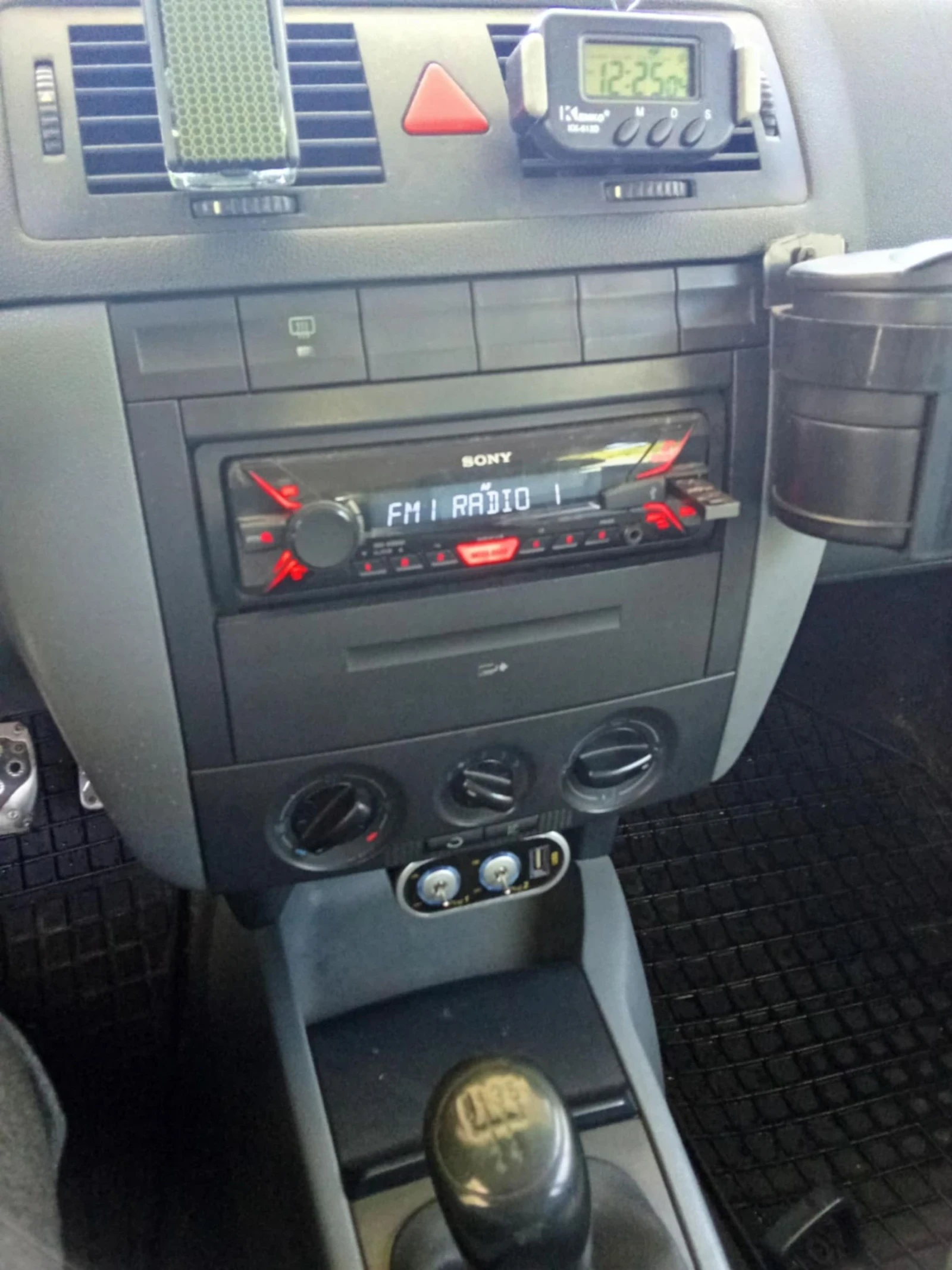 Skoda Fabia 1900, снимка 16 - Автомобили и джипове - 55226169