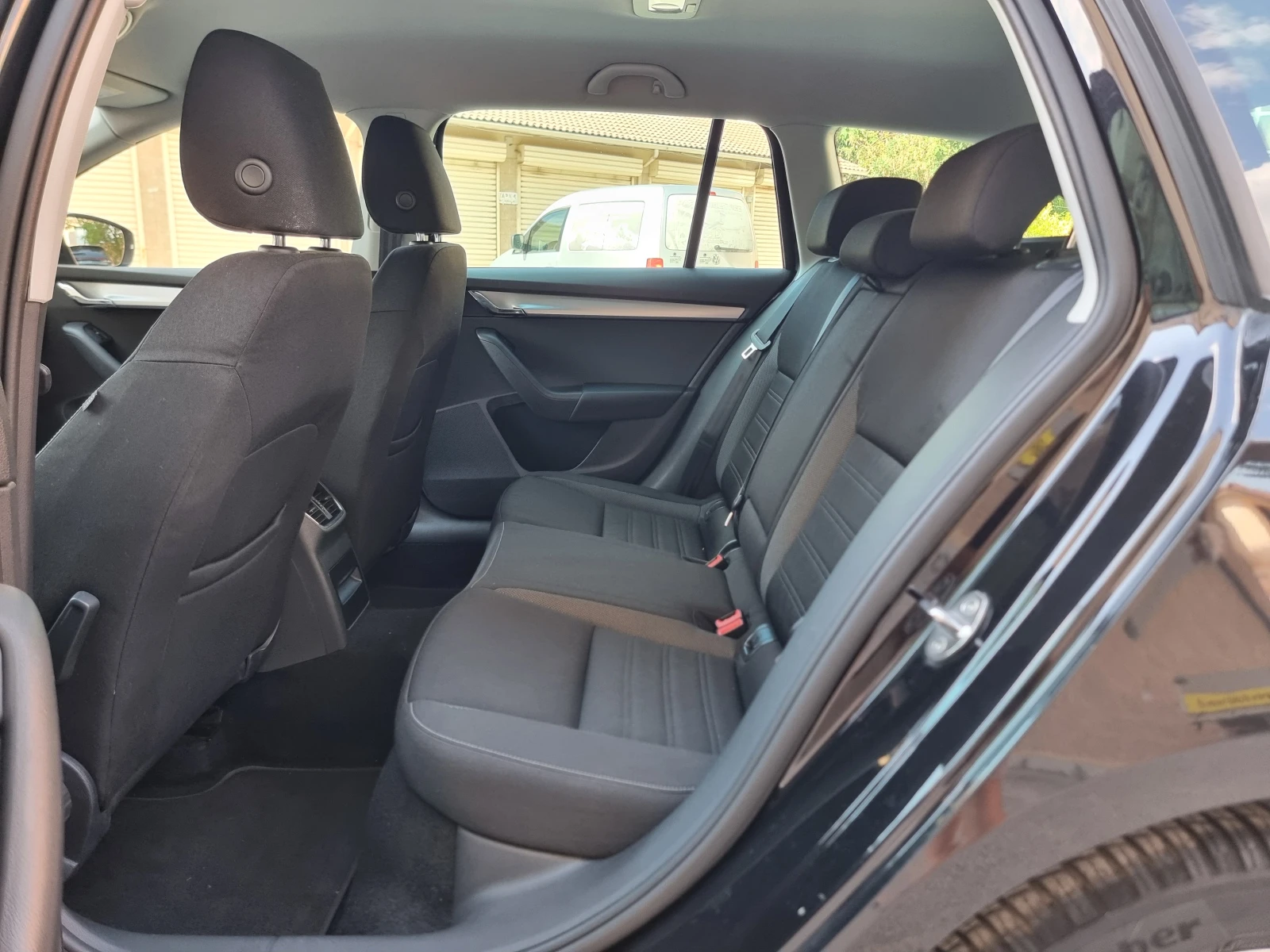 Skoda Octavia 1.4* G-Tec* AVTOMAT* , снимка 12 - Автомобили и джипове - 55625535