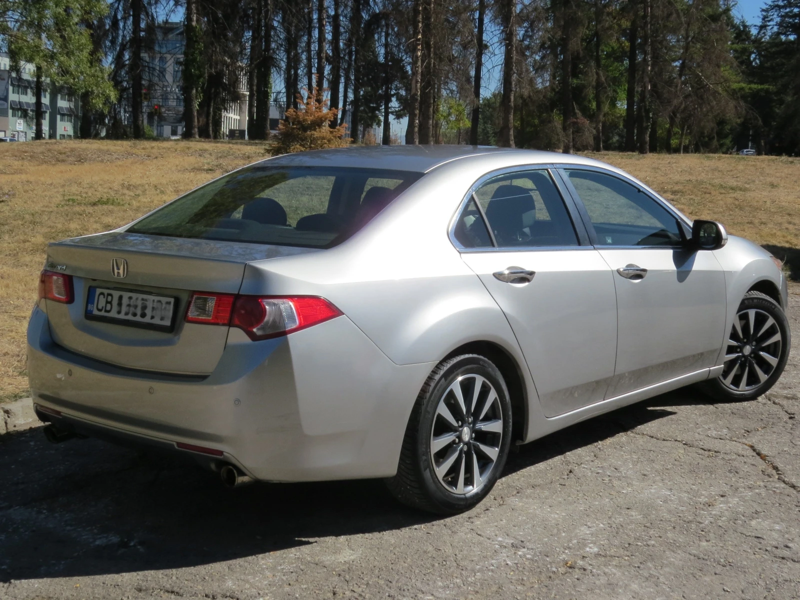 Honda Accord Executive, снимка 4 - Автомобили и джипове - 56377697