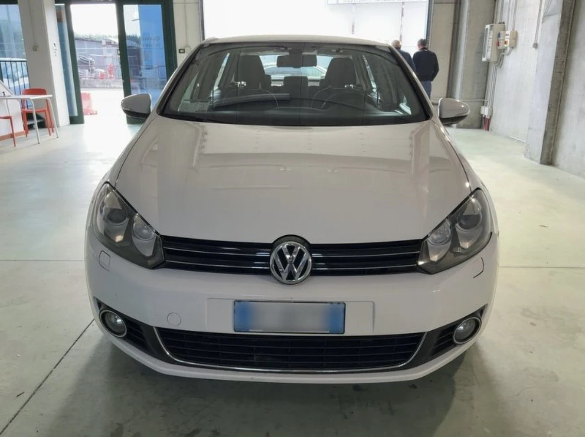 VW Golf 2.0TDI/HIGHLINE/XENON/NAVI/ ������� ����!! | Mobile.bg � ����������� 5