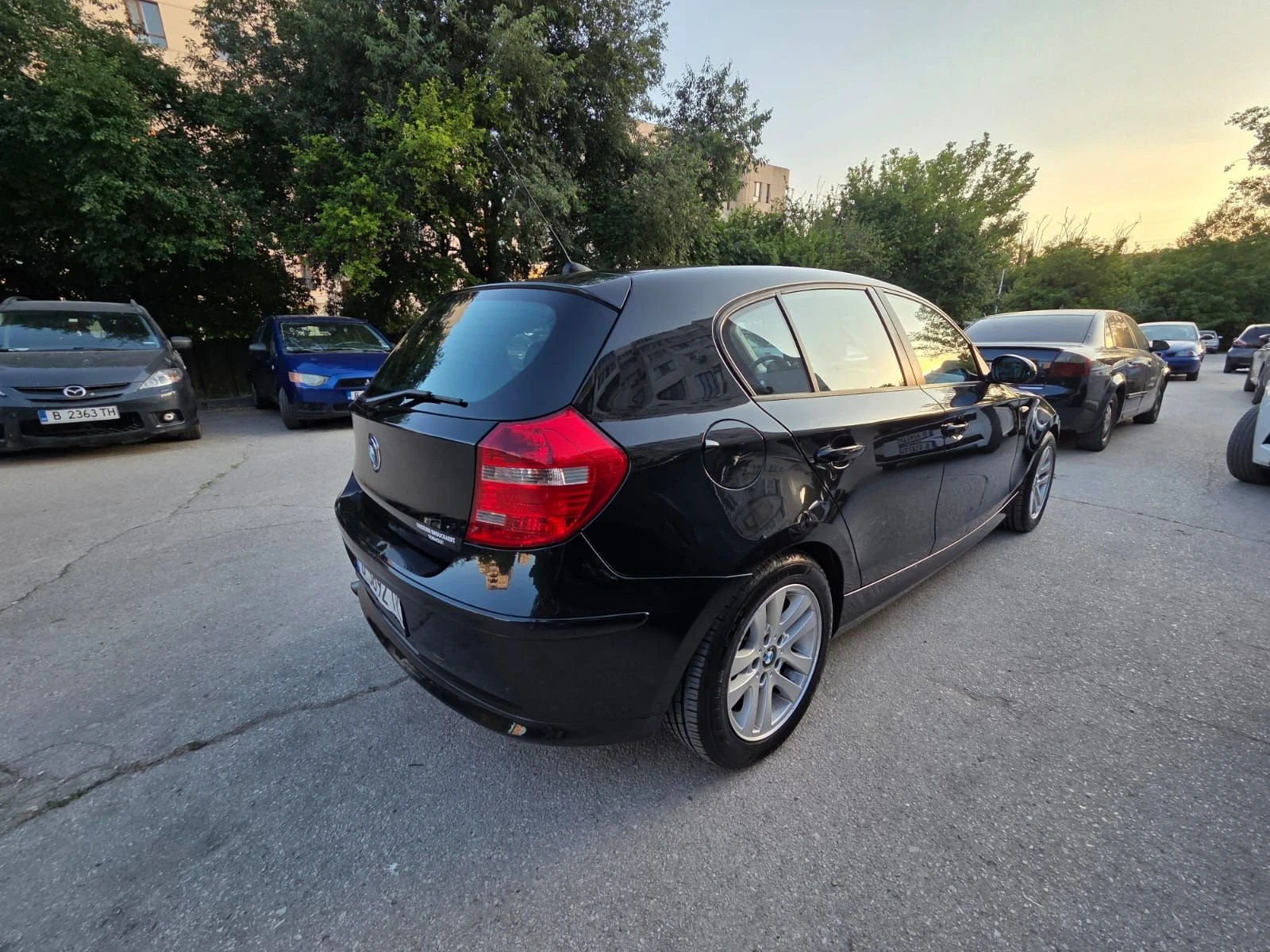 BMW 118, снимка 4 - Автомобили и джипове - 56730593