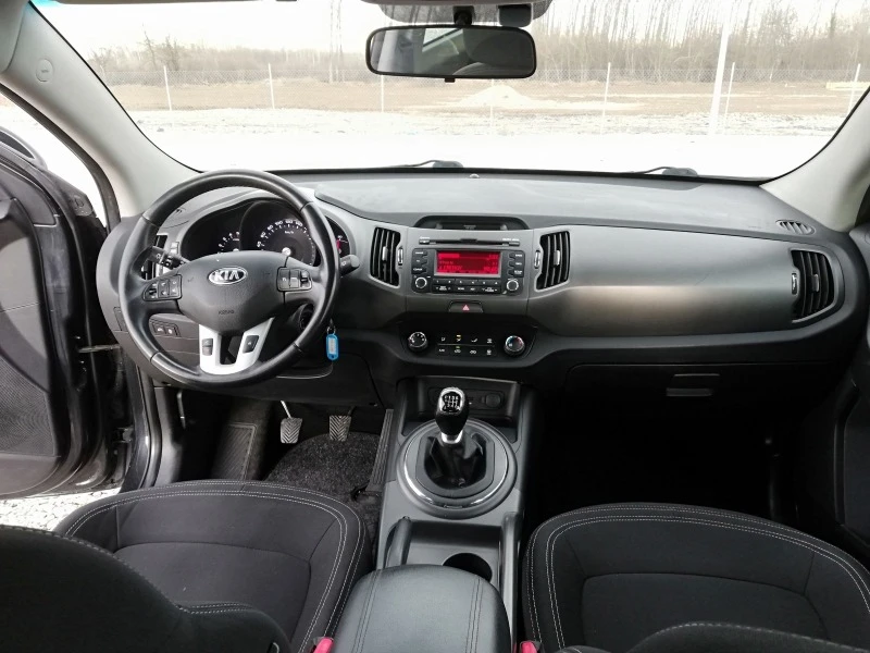 Kia Sportage 1.7CRDI KLIMA, снимка 13 - Автомобили и джипове - 44289485