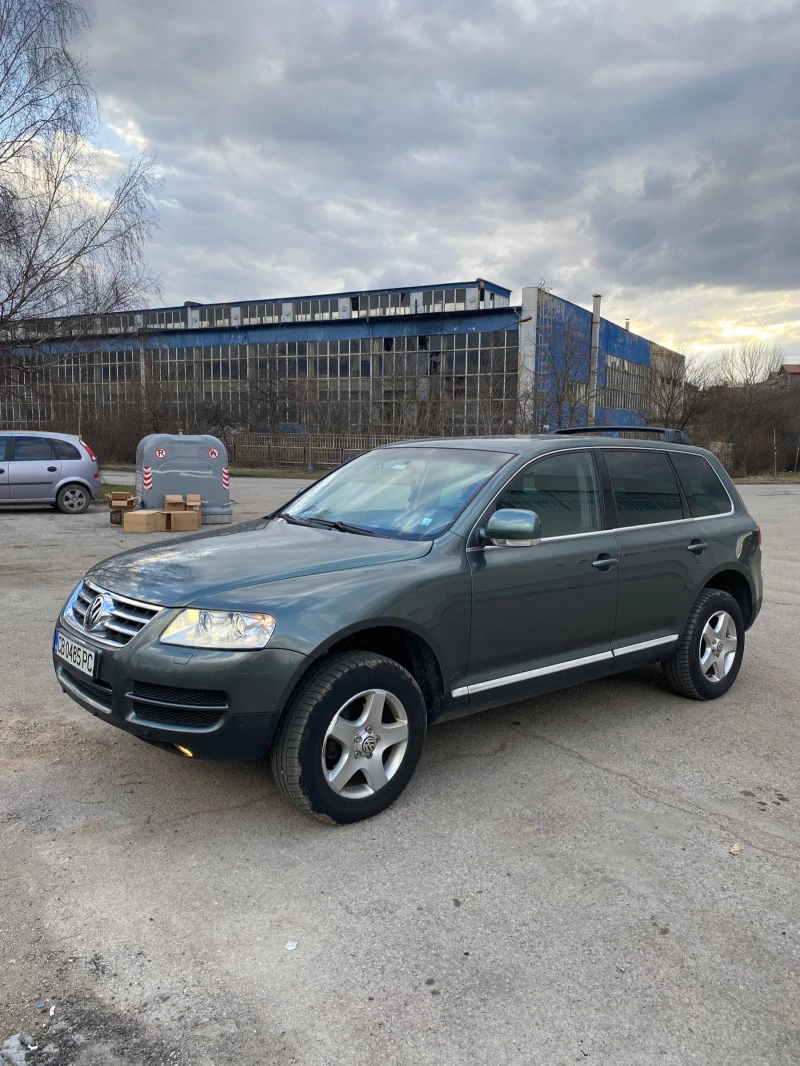 VW Touareg 2.5 TDI, снимка 2 - Автомобили и джипове - 47730352