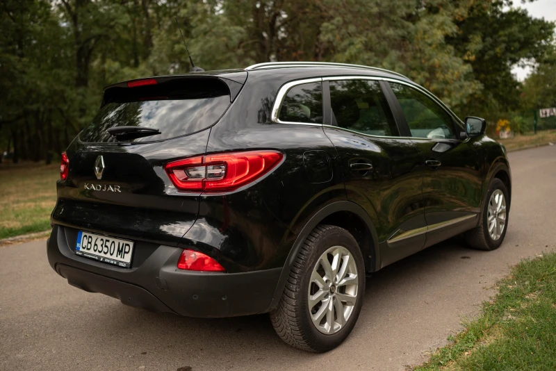 Renault Kadjar, снимка 2 - Автомобили и джипове - 47115016