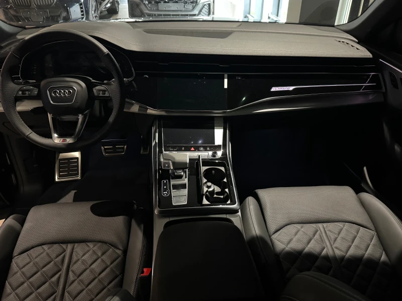Audi Q8 50 TDI S-line НОВ, снимка 8 - Автомобили и джипове - 50557956
