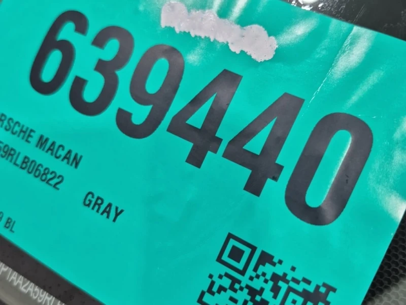 Porsche Macan * AWD * CARFAX * БЕЗ ПЪРВОНАЧАЛНА ВНОСКА, снимка 14 - Автомобили и джипове - 53199269
