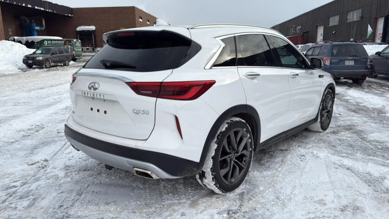 Infiniti QX50 Sensory AWD* АвтоКредит* (ЦЕНА ДО БЪЛГАРИЯ), снимка 4 - Автомобили и джипове - 53238456