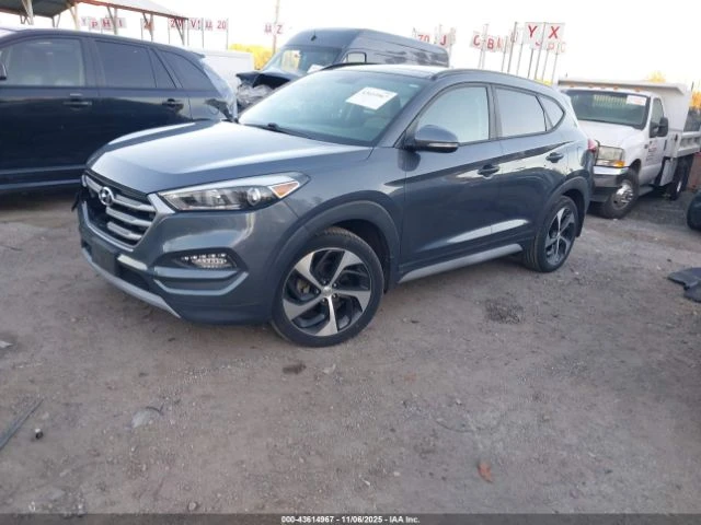 Hyundai Tucson 1.6* Smart Key* Blind Spot* Подгрев* Камера* 62к к - изображение 2