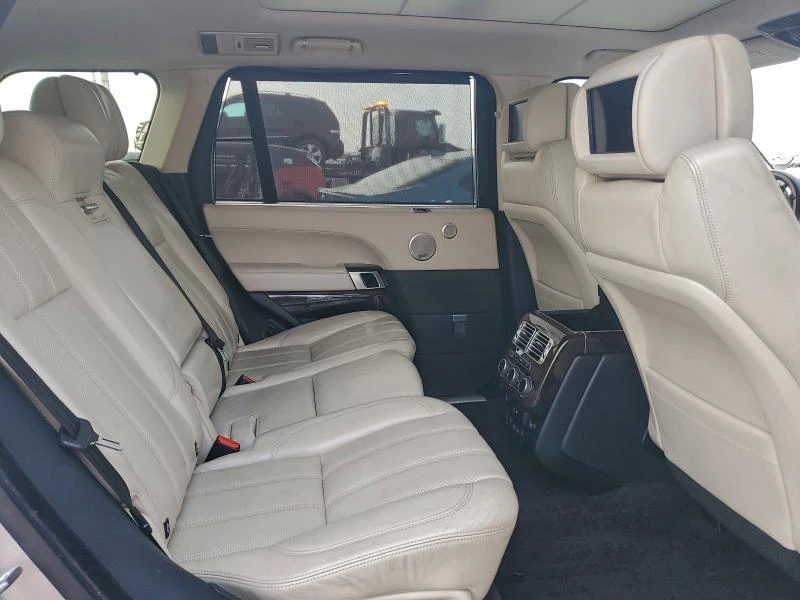 Land Rover Discovery 5.0L 8 4x4 w/Rear Wheel Drv, снимка 12 - Автомобили и джипове - 53964294